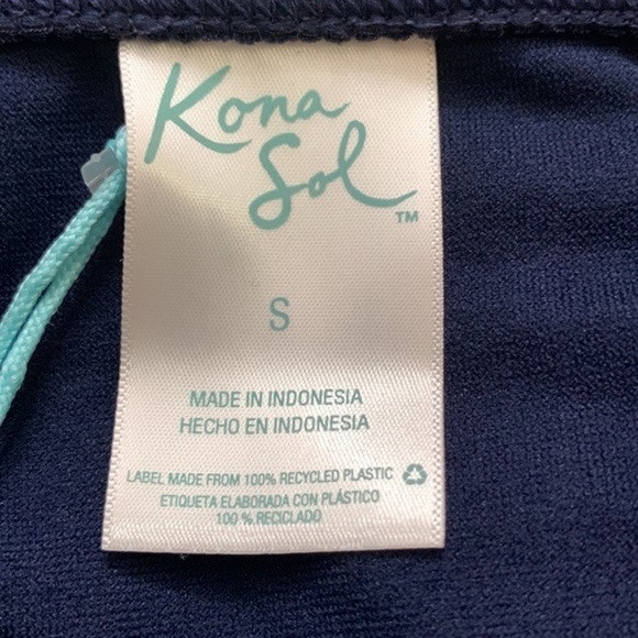 Women's Classic High Coverage Hipster Bikini Bottom‎ - Picture 6 of 16